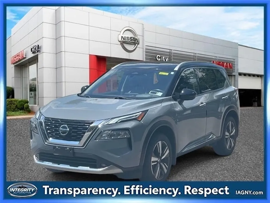 2021 Nissan Rogue Platinum photo 1