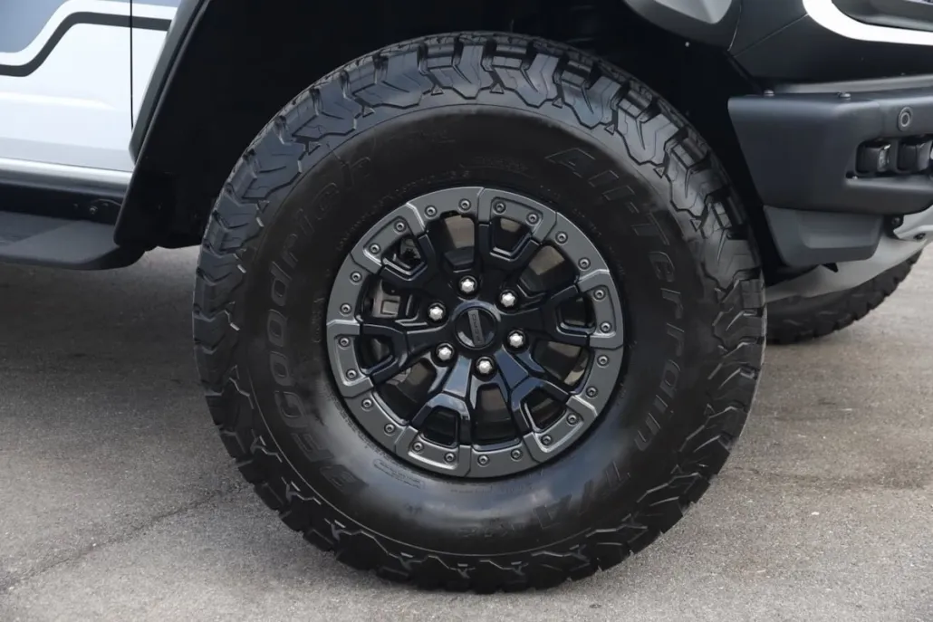 2024 Ford Bronco Raptor photo 1