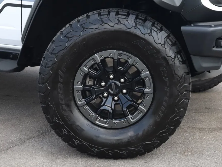 2024 Ford Bronco Raptor photo 1