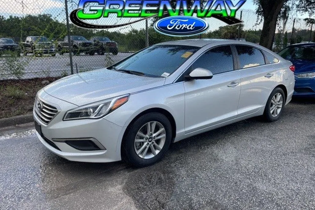 2017 Hyundai Sonata Eco photo 1