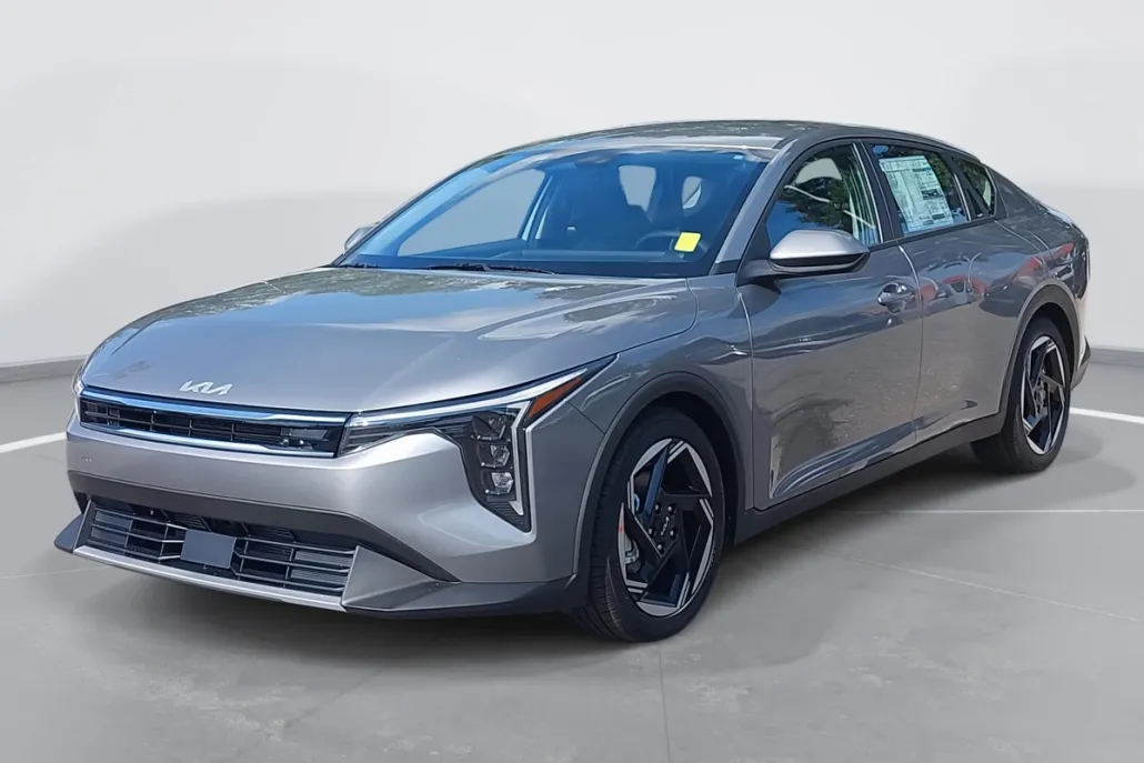 2025 Kia K4 EX photo 1