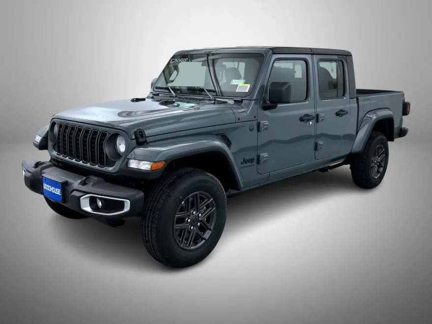 2025 Jeep Gladiator Sport S photo 1