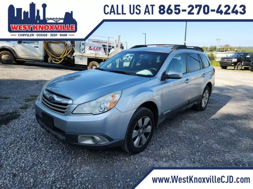 2012 Subaru Outback 2.5i photo 1
