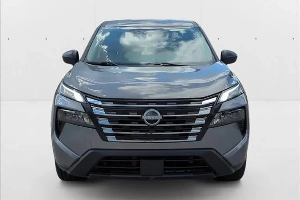 2024 Nissan Rogue S photo 1