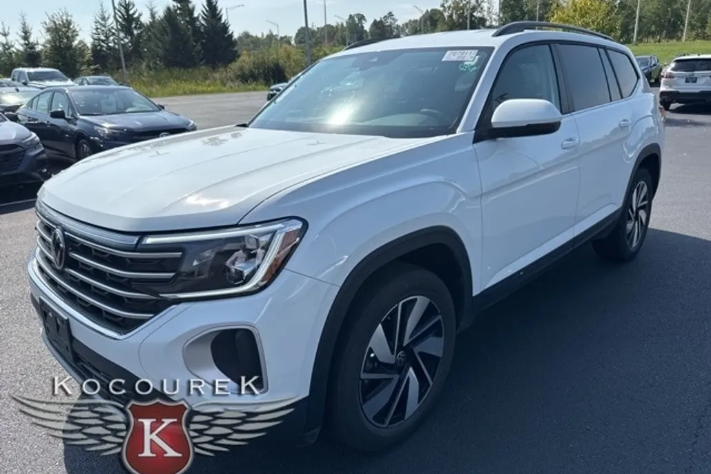 2024 Volkswagen Atlas SE Technology photo 1