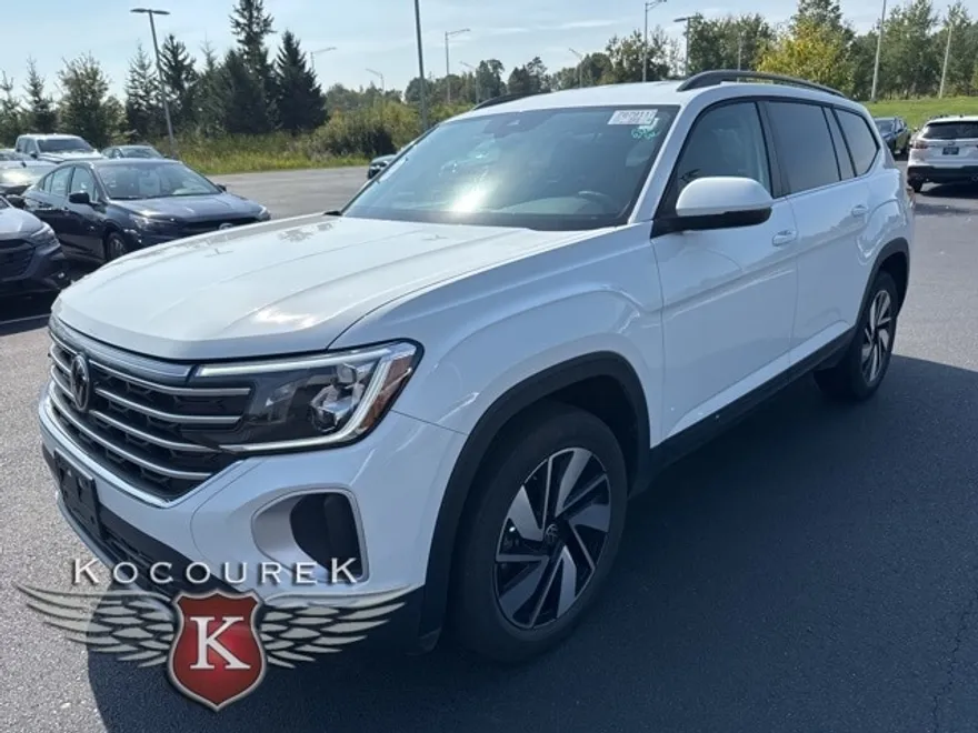 2024 Volkswagen Atlas SE Technology photo 1