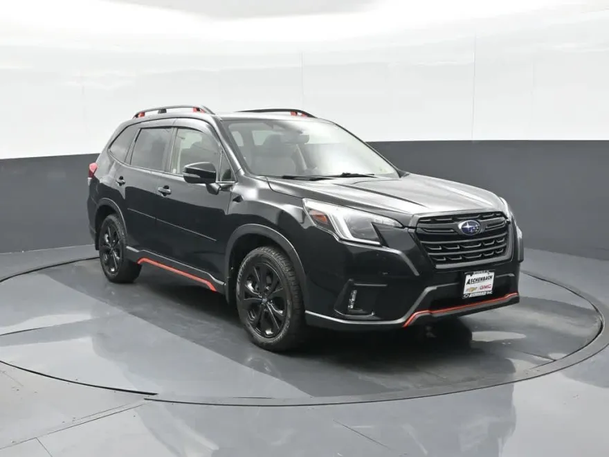 2022 Subaru Forester Sport photo 1