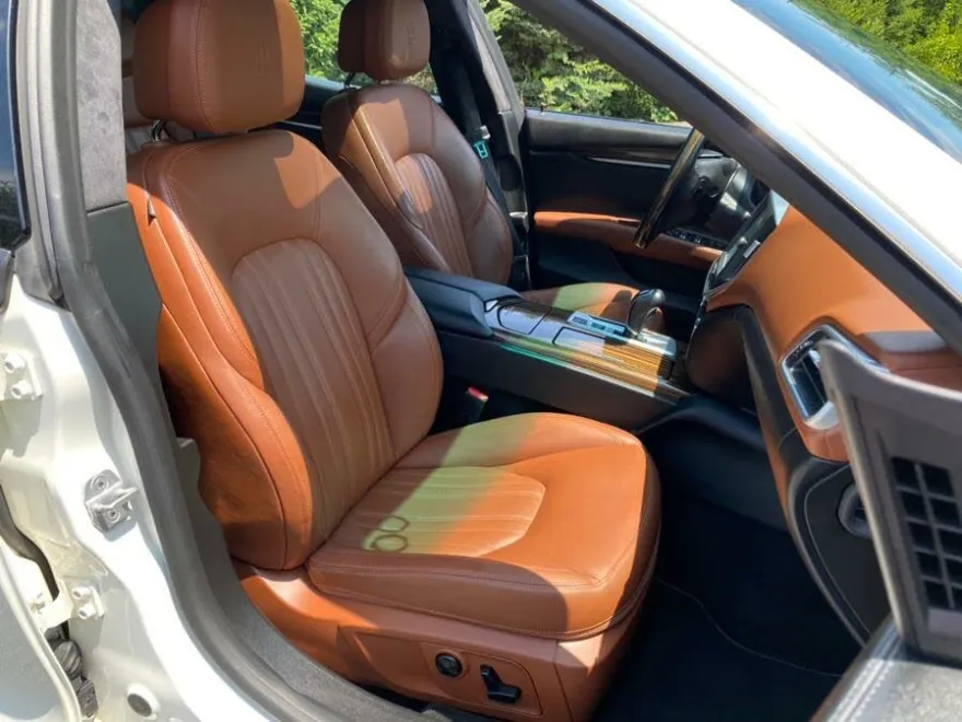 2014 Maserati Ghibli S Q4 photo 16