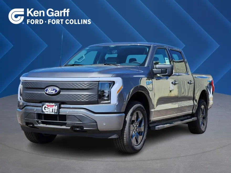 2025 Ford F-150 Lightning photo 1
