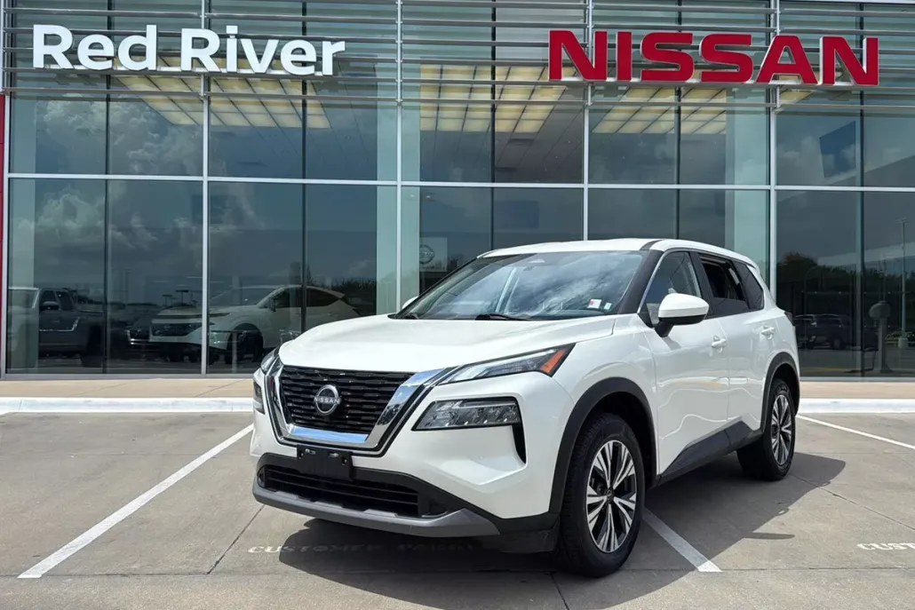 2023 Nissan Rogue SV photo 1