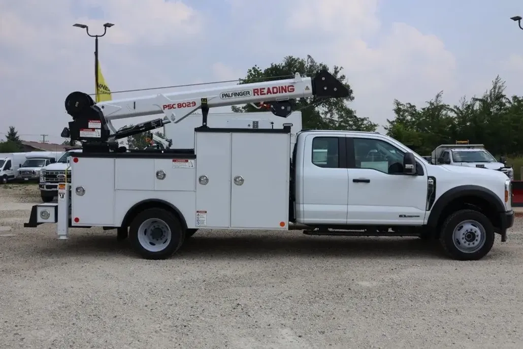 2024 Ford F-550 XL photo 1