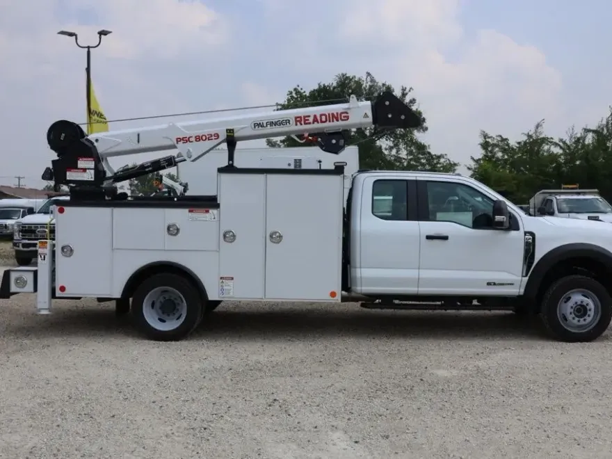 2024 Ford F-550 XL photo 1