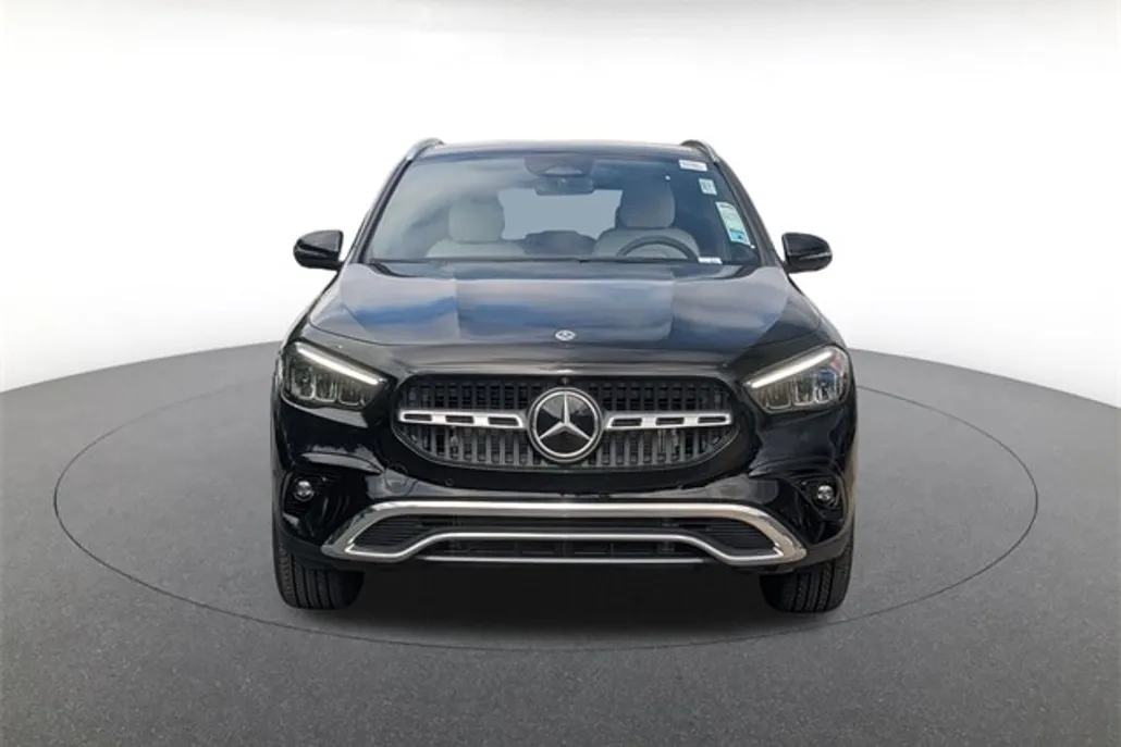 2026 Mercedes Benz GLA 250 4MATIC photo 1