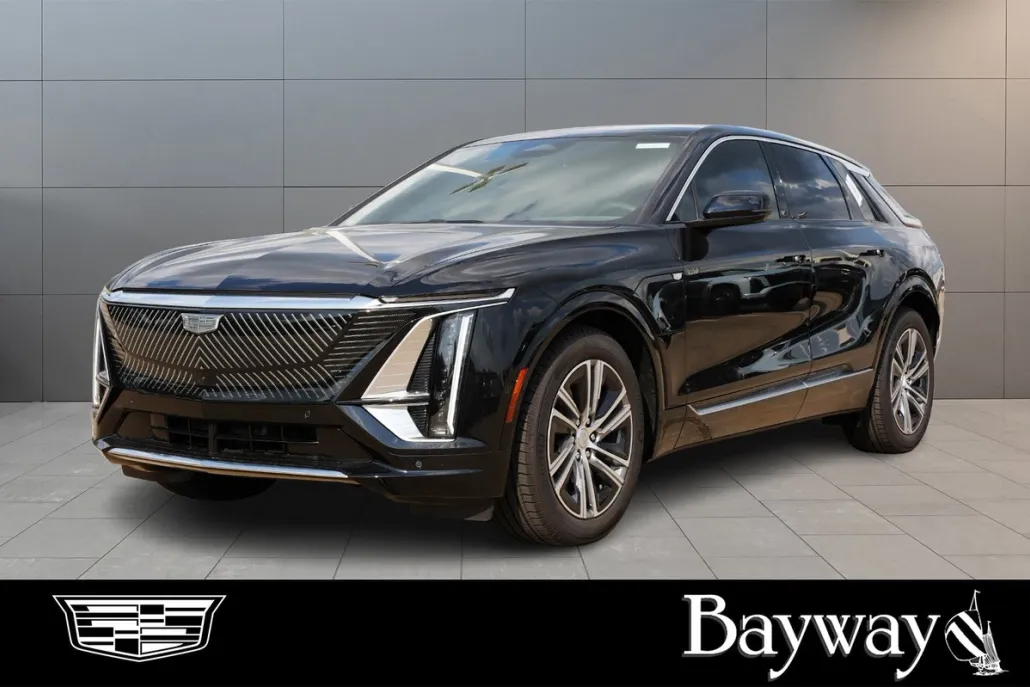 2025 Cadillac Lyriq Luxury photo 1