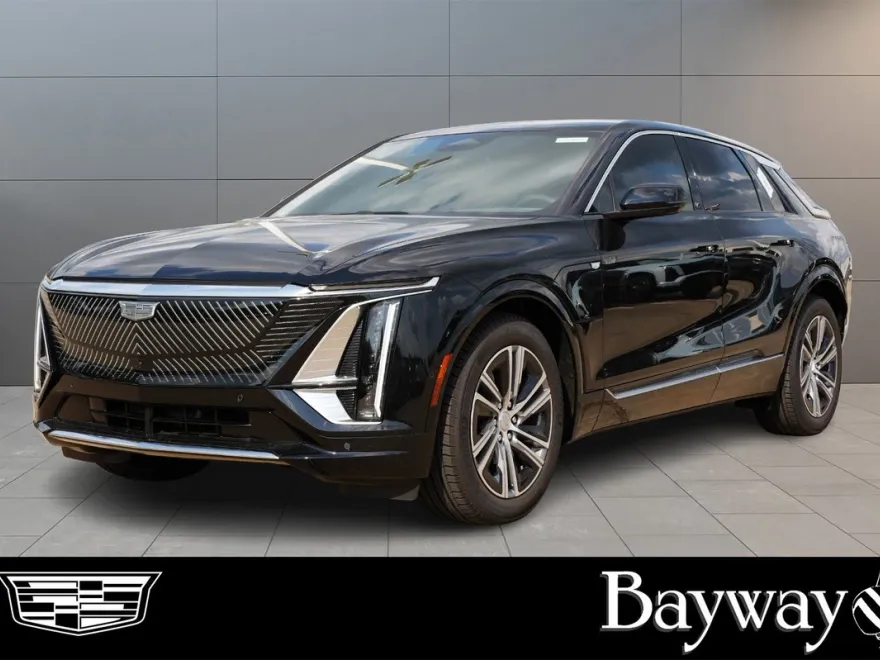 2025 Cadillac Lyriq Luxury photo 1