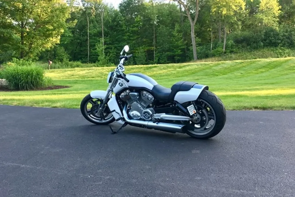 2014 Harley Davidson V-Rod VRSCF photo 1