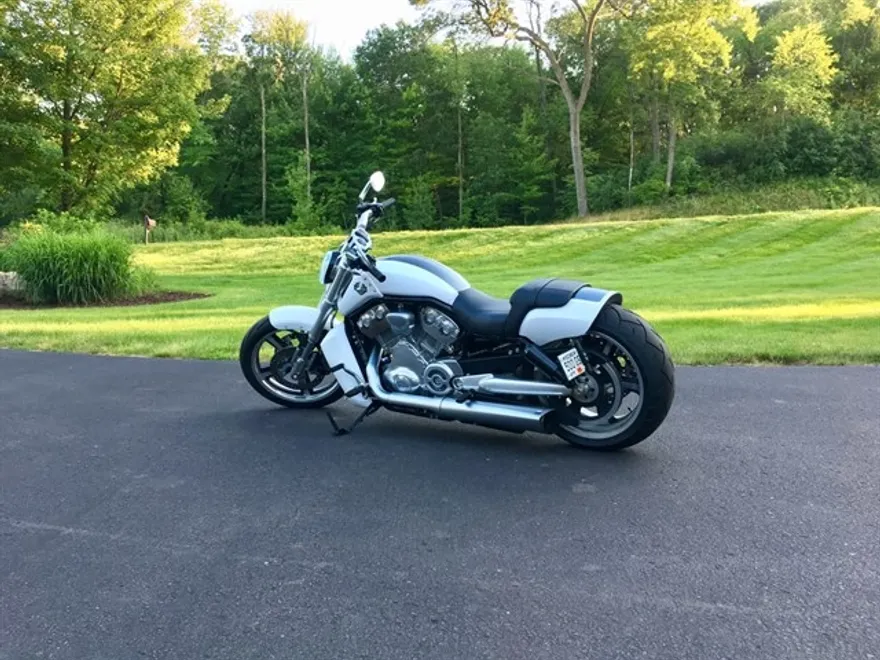 2014 Harley Davidson V-Rod VRSCF photo 1