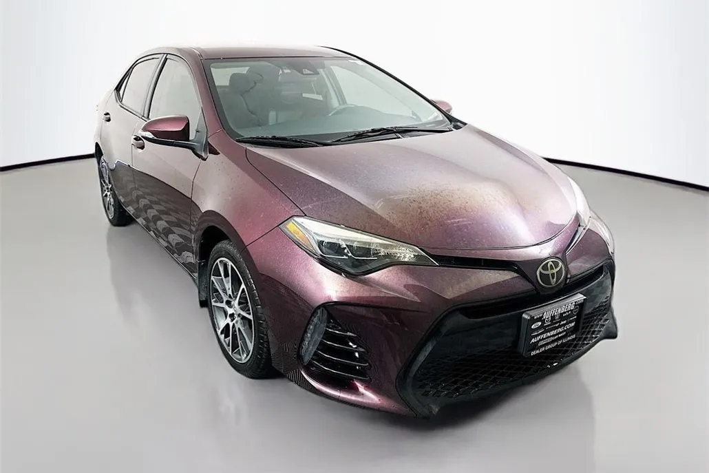 2017 Toyota Corolla Special Edition photo 1