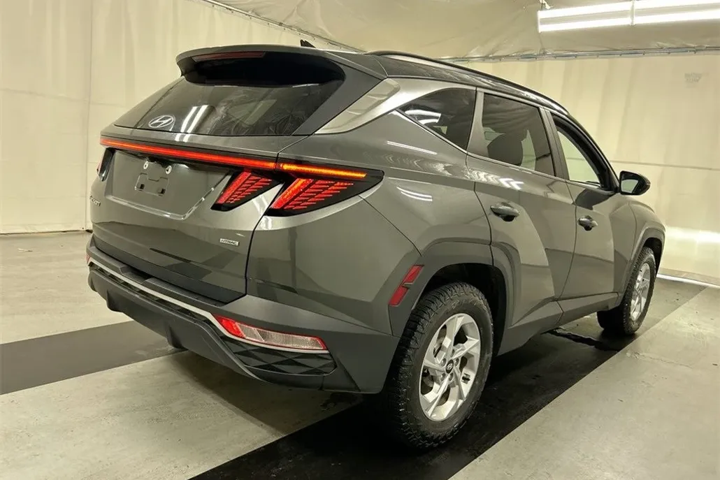 2022 Hyundai Tucson SEL photo 1