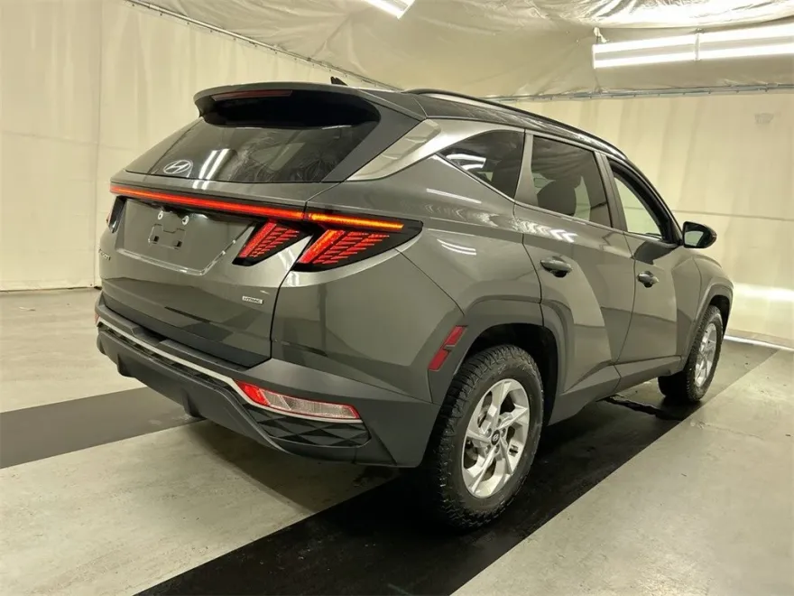 2022 Hyundai Tucson SEL photo 1