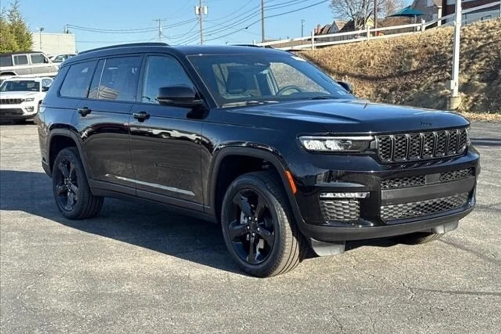 2025 Jeep Grand Cherokee Limited photo 1