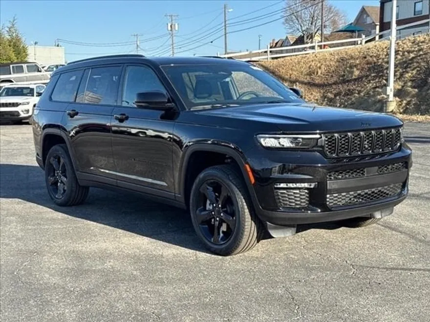 2025 Jeep Grand Cherokee Limited photo 1