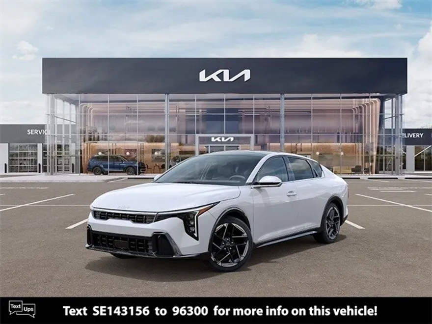 2025 Kia K4 GT-Line photo 1