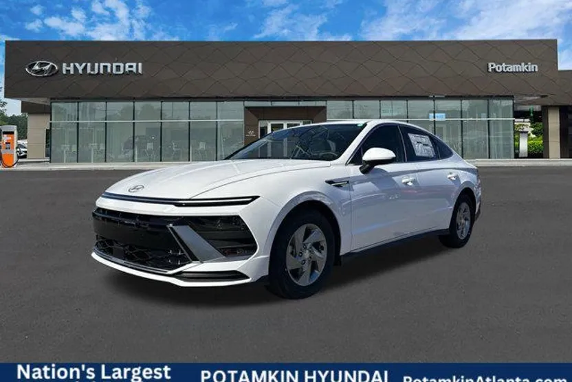 2025 Hyundai Sonata SE photo 1