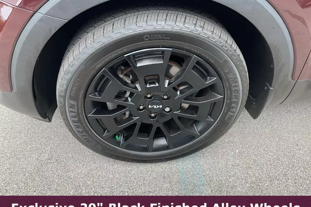 2022 Kia Telluride SX photo 1