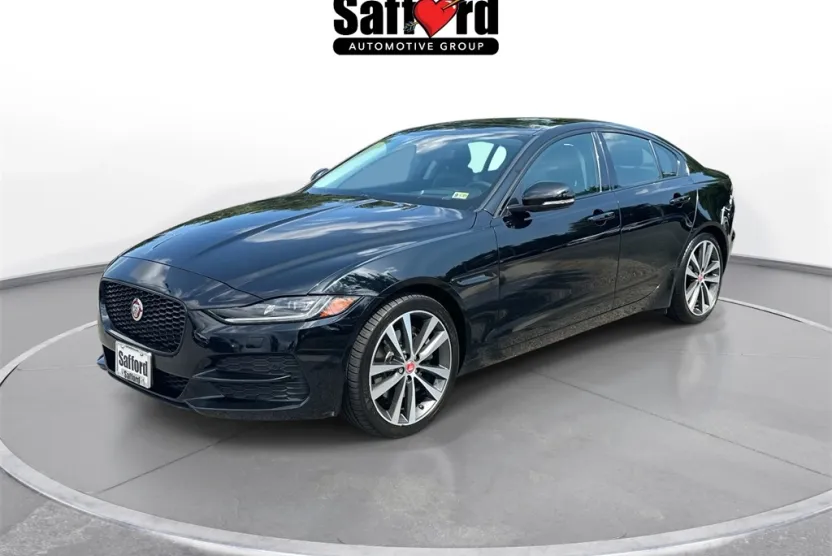 2020 Jaguar XE S photo 1