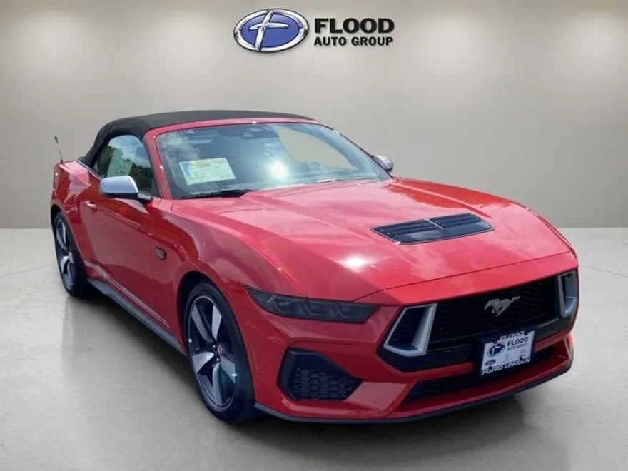 2025 Ford Mustang GT Premium photo 1