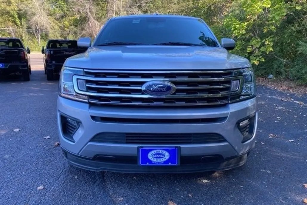 2019 Ford Expedition XLT photo 1