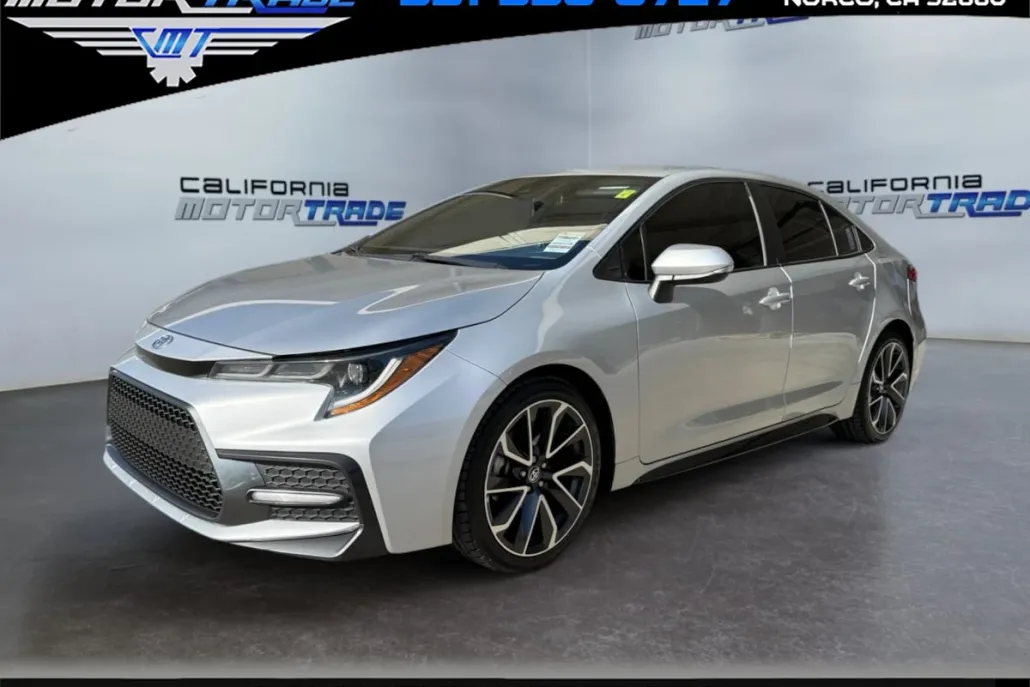 2020 Toyota Corolla SE photo 1