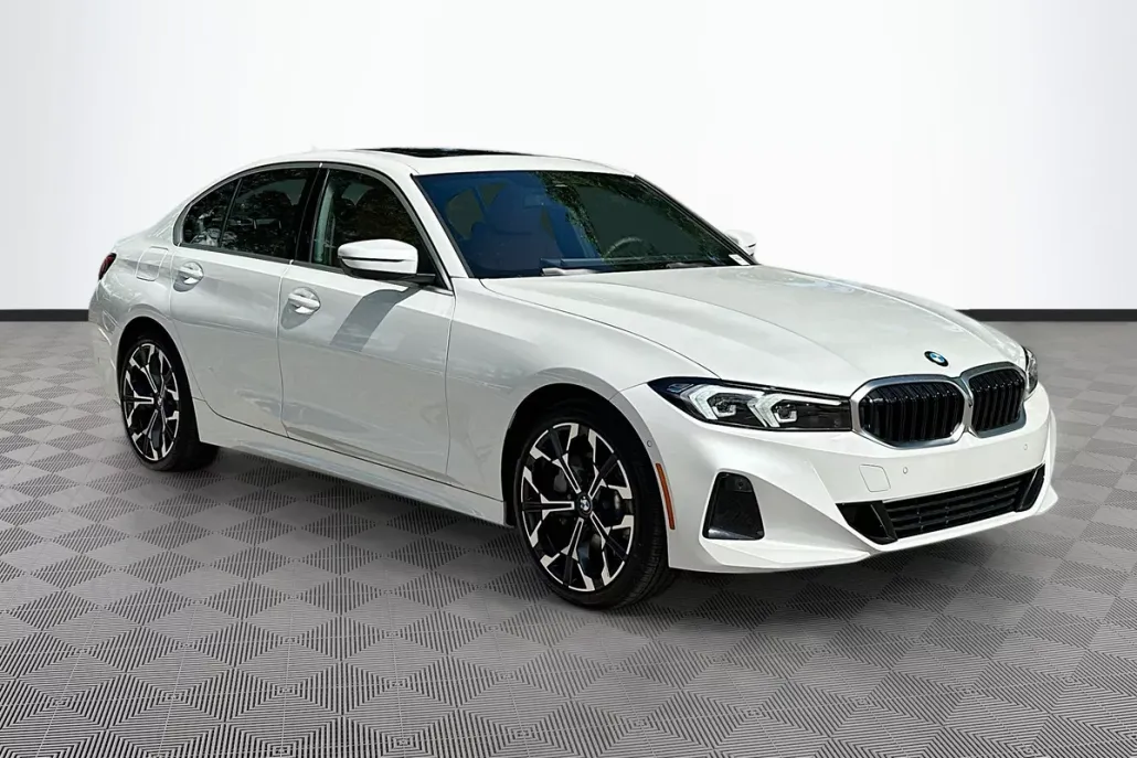 2025 Bmw 330i photo 1