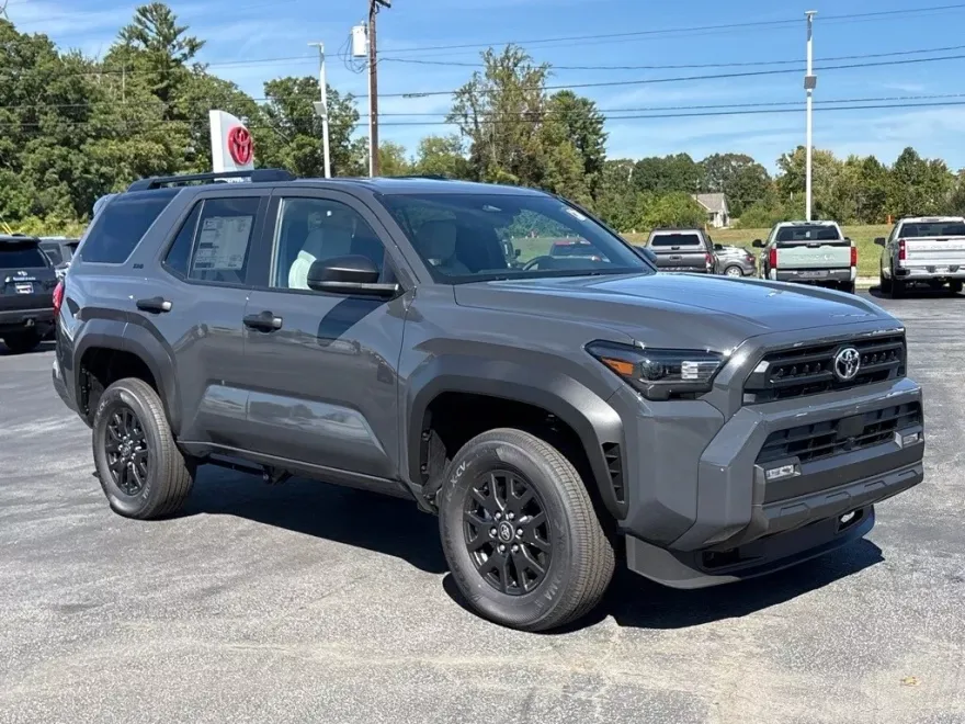 2025 Toyota 4Runner SR5 photo 1