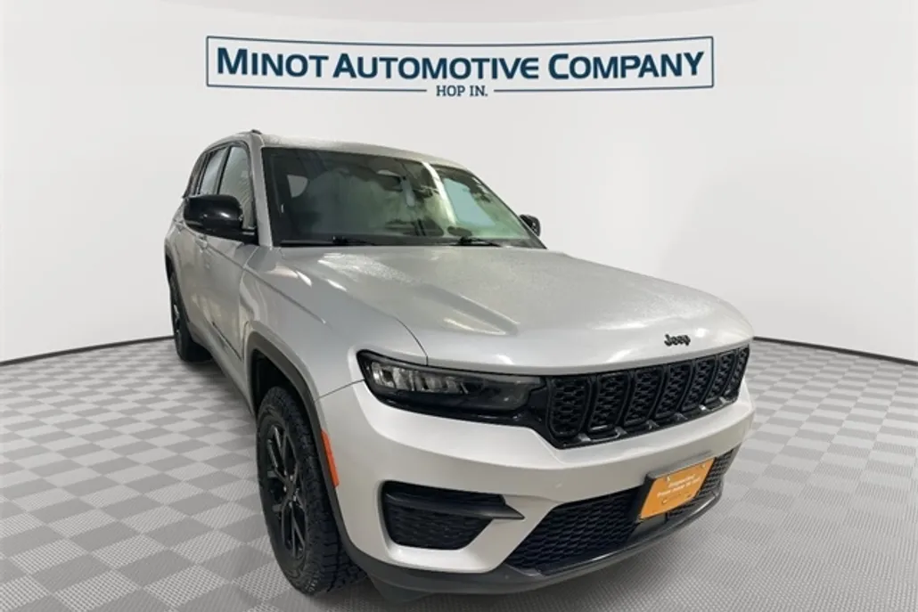 2024 Jeep Grand Cherokee Altitude X photo 1