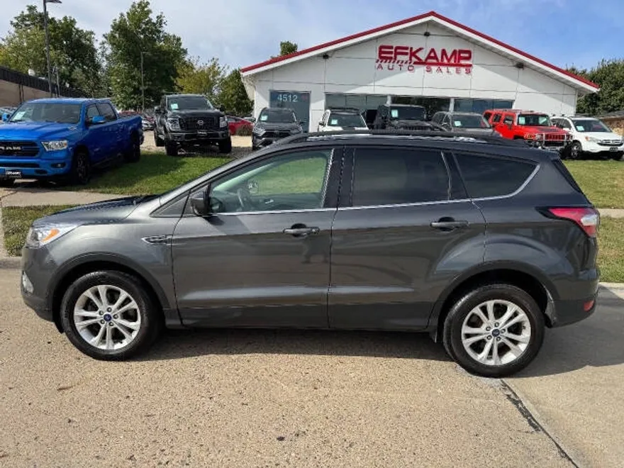 2018 Ford Escape SEL photo 1