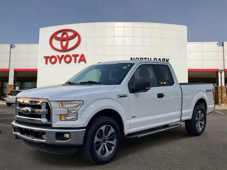 2015 Ford F-150 XLT photo 1