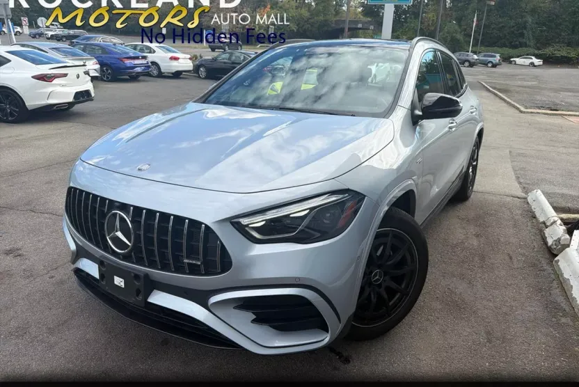 2024 Mercedes Benz GLA AMG 35 4MATIC photo 1