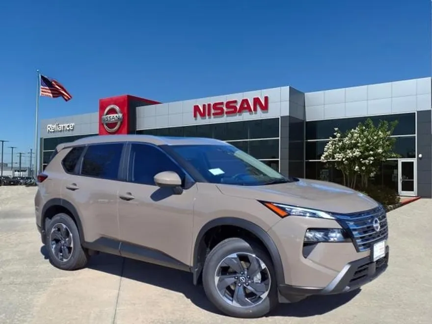 2025 Nissan Rogue SV photo 1