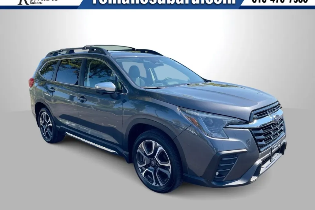 2023 Subaru Ascent Limited photo 1
