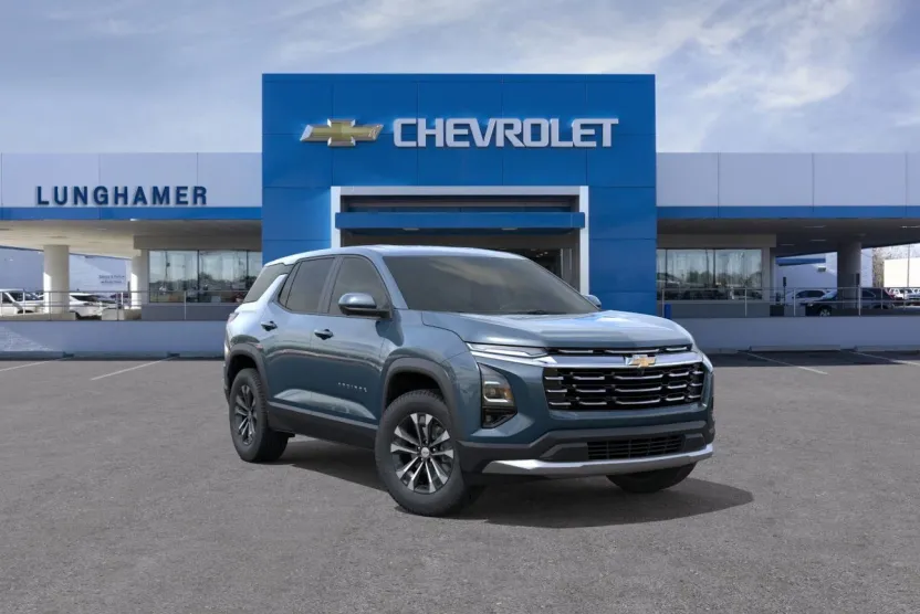 2026 Chevrolet Equinox LT photo 1