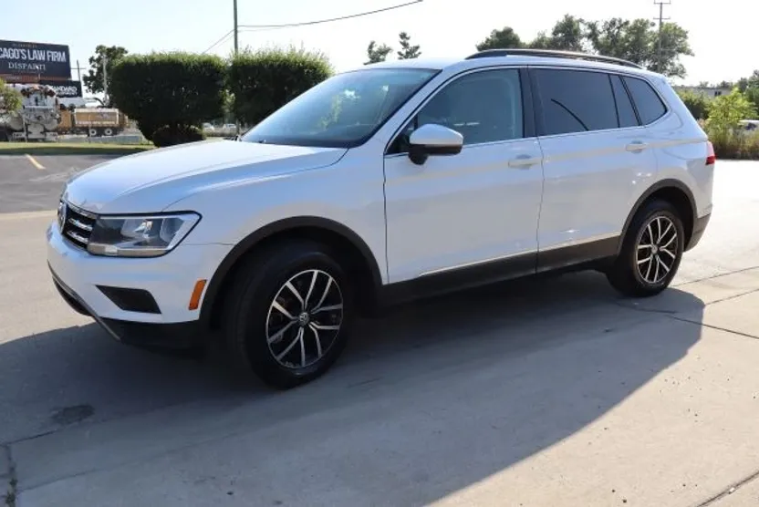 2021 Volkswagen Tiguan SE Sport photo 1