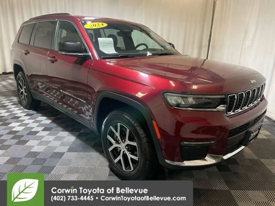 2024 Jeep Grand Cherokee Limited photo 1