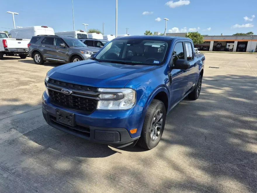 2024 Ford Maverick XLT photo 1