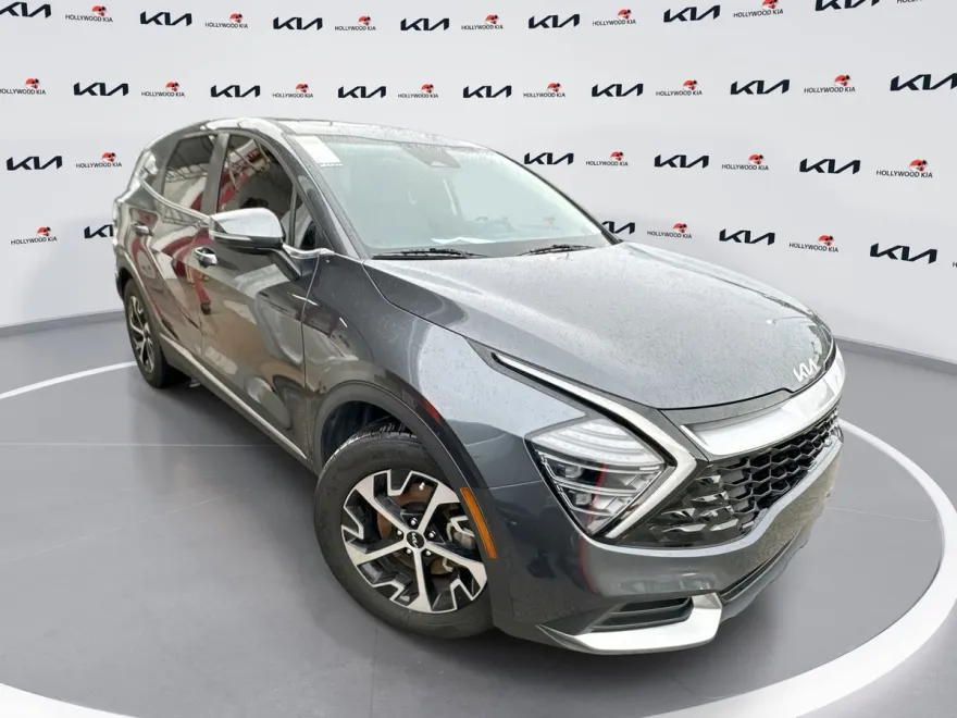 2024 Kia Sportage EX photo 1
