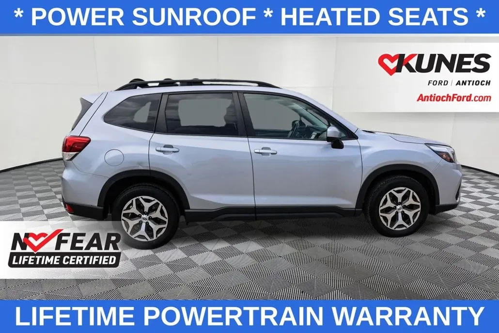 2021 Subaru Forester Premium photo 1