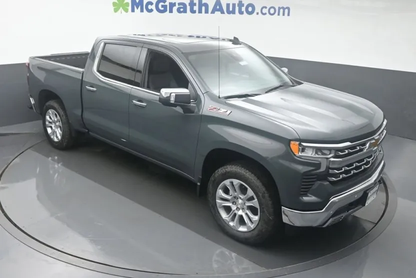 2025 Chevrolet Silverado 1500 LTZ photo 1
