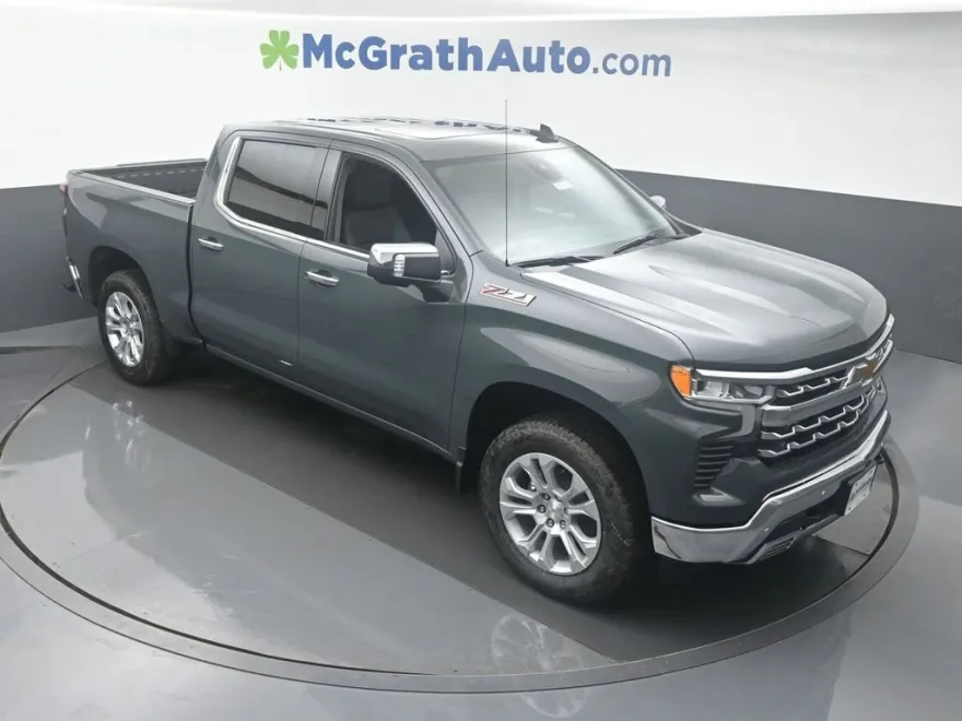2025 Chevrolet Silverado 1500 LTZ photo 1