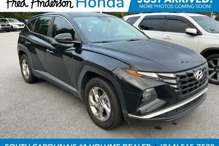 2022 Hyundai Tucson SE photo 1